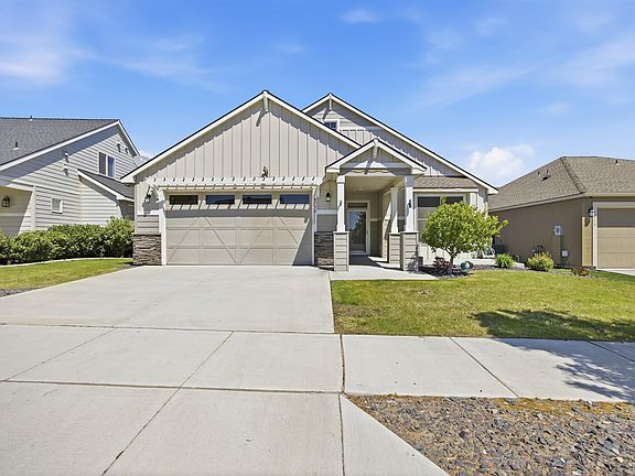 2nd image of 4754 Corvina St