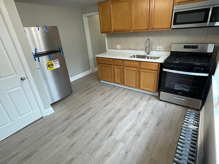 1308 Oak Park Ave #3 — Photo 9