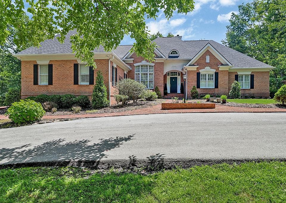 1st image of 111 Charity Ln
