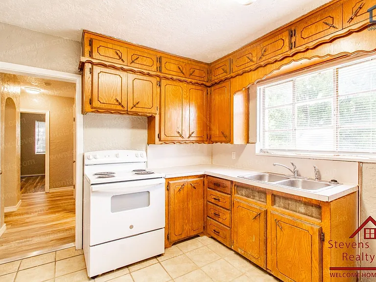 1303 NW Taylor Ave — Photo 35