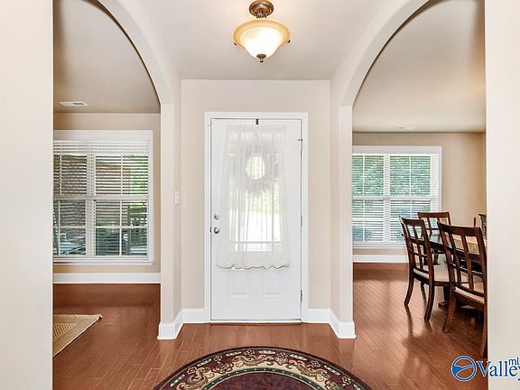 4th image of 2805 Slate Dr