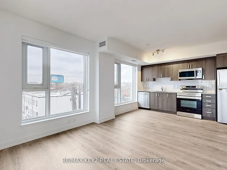 556 Marlee Ave #425 — Photo 6