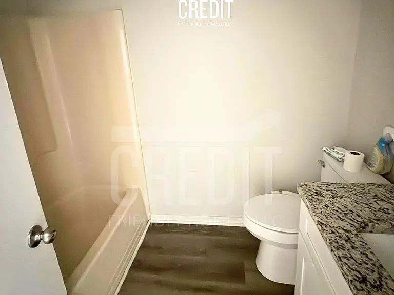 515 Peregrine St — Photo 10
