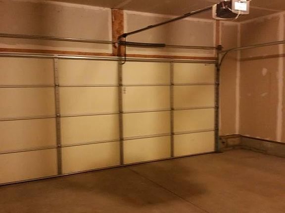 5th image of 2433 Palermo Cir