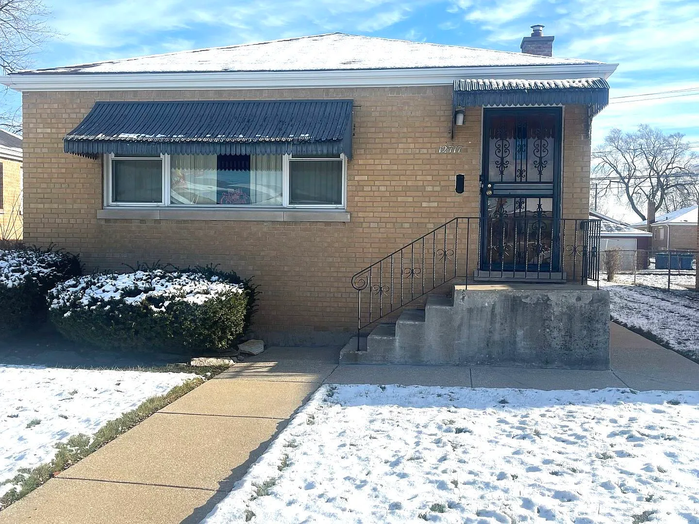 12717 S Justine St photo 1