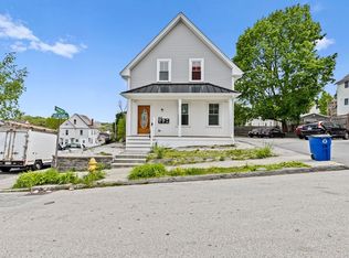 16 Decatur St, Worcester, MA 01610