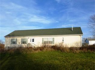 2518 S Wyckles Rd, Decatur, IL 62522