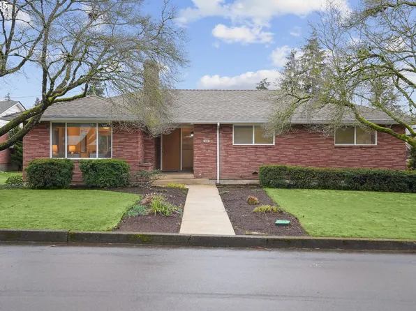 609 W 36th St, Vancouver, WA 98660