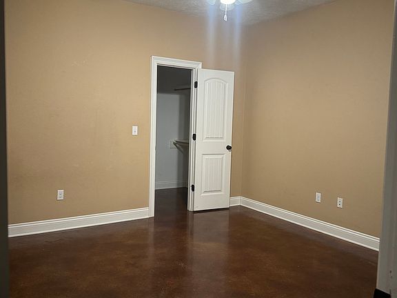 3rd image of 5946 Nobie Ln #B