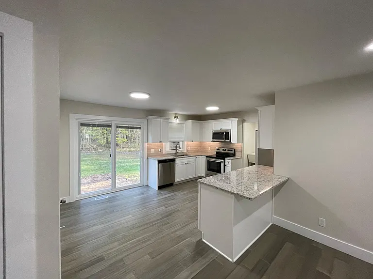 15118 Hickory St — Photo 4