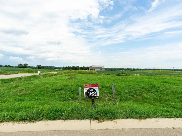 5836 Golden Guernsey Court #168, Waunakee, WI 53597