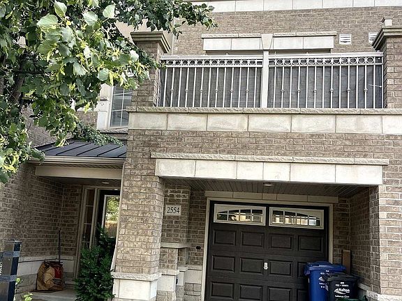 2nd image of 2554 Grand Oak Trl