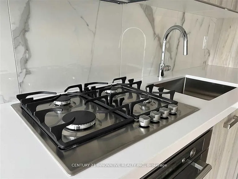458 Richmond St W #905 — Photo 5
