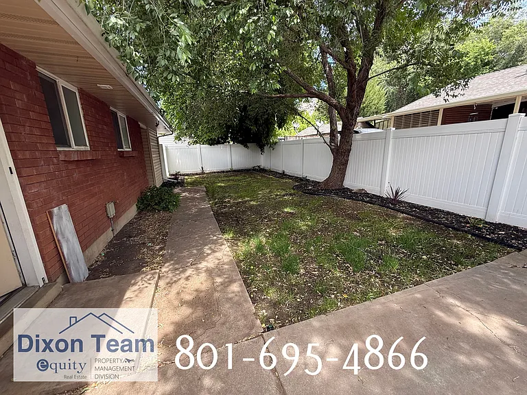 815 Canyon Rd — Photo 11
