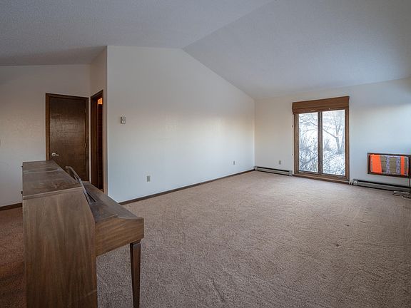 10 Doe Ct (115)