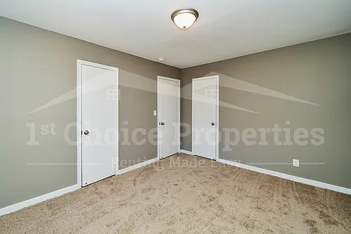 1301 5th Pl NW Photo 1