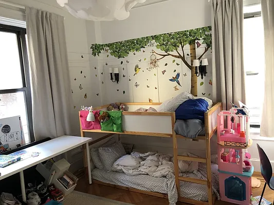 Rented by Compass | media 36