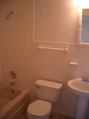 3rd image of 1600 NE 3rd Ave APT 2