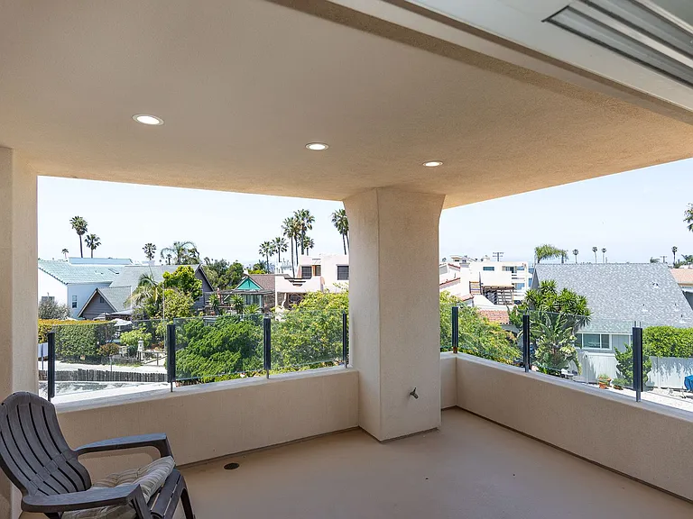 2129 Piru Ave — Photo 6
