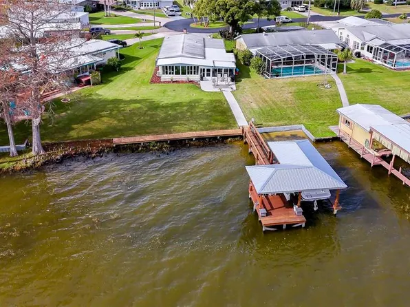 34208 Island Dr, Leesburg, FL 34788