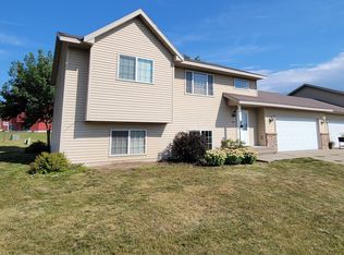 316 Jefferson Ln, Saint Joseph, MN 56374