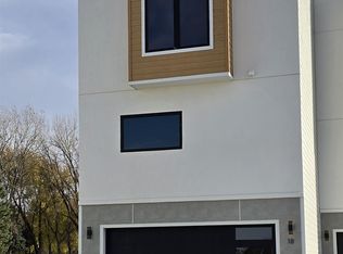 228 S Highway 71 #D18, Arnolds Park, IA 51331