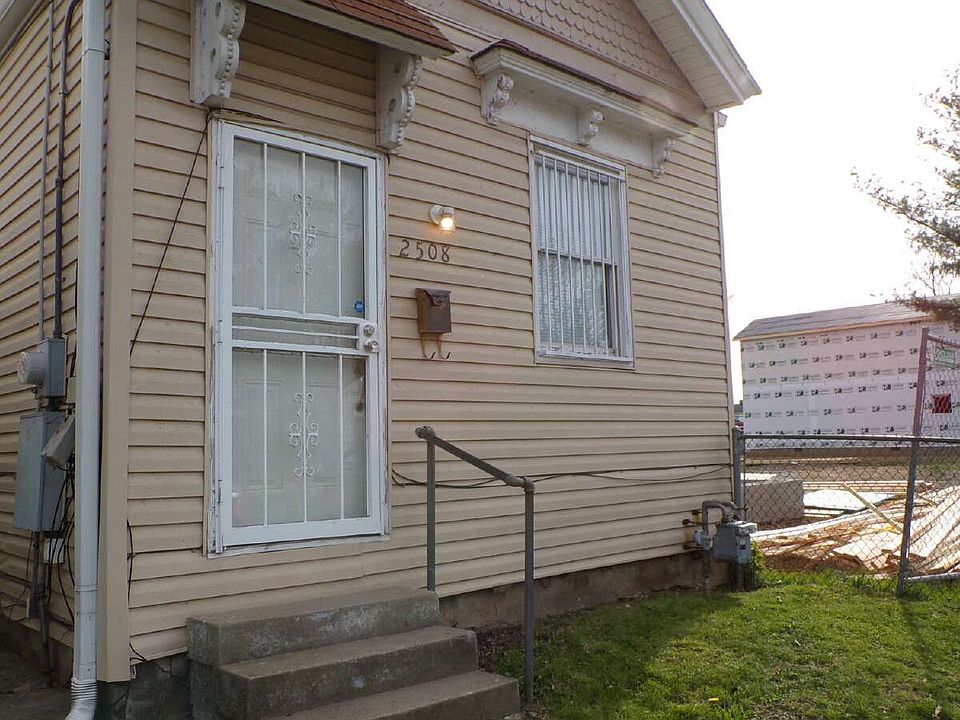 1st image of 2508 Elliott Ave