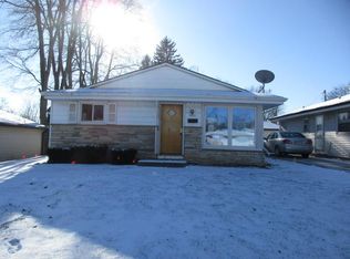 4011 W Cheyenne St, Milwaukee, WI 53209