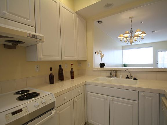 5th image of 2585 Park Blvd APT Z202
