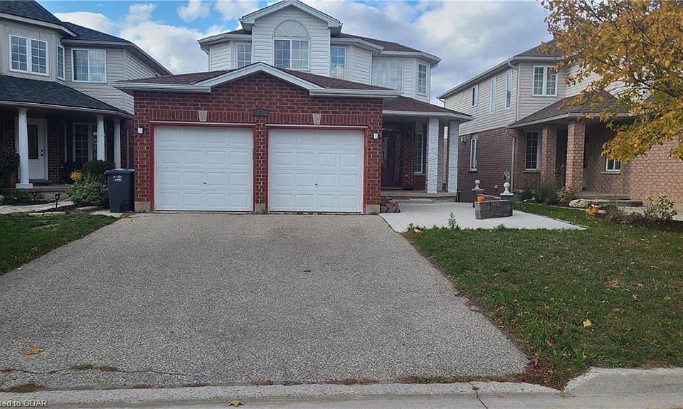 1st image of 61 Moffatt Ln #A