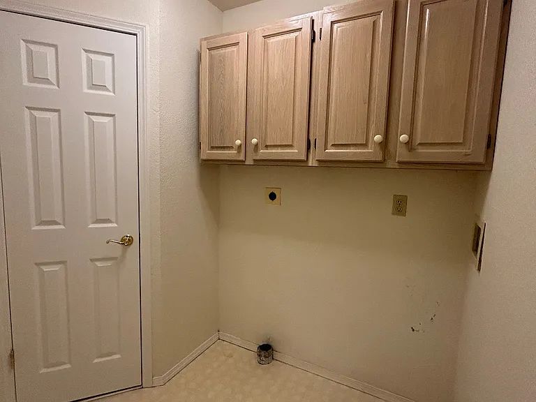 1331 E Parkway Dr #1 — Photo 9
