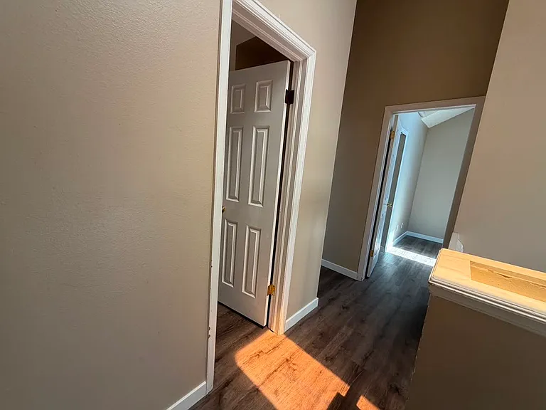 964 S Pitkin Ct — Photo 8