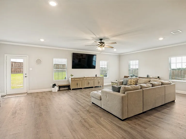 439 Cyprus Grove Dr — Photo 8