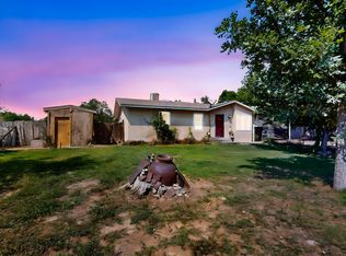 1 Dino Ct, Peralta, NM 87042