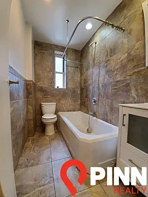 Rented by Pinn Realty | media 6
