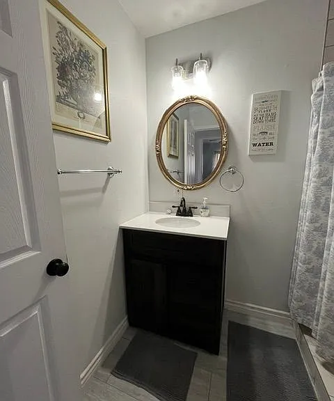 813 Pinon Ln — Photo 12