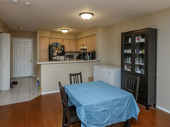5th image of 13839 Fairway Island Dr APT 1114