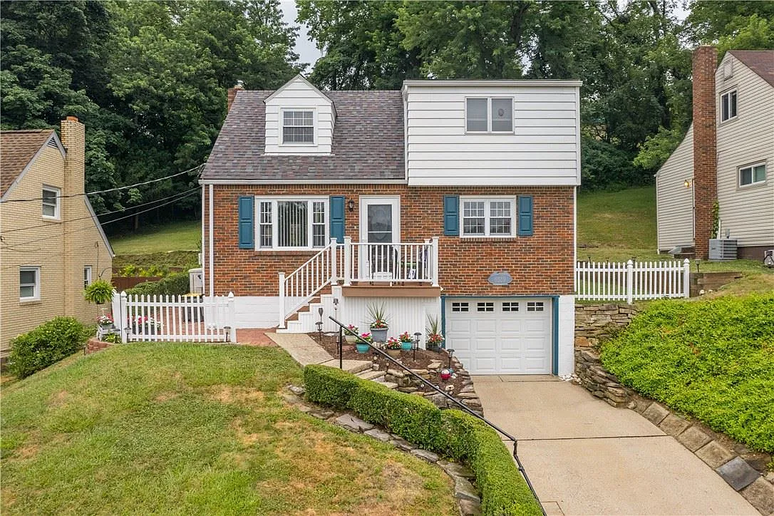 6339 Helen St photo 1