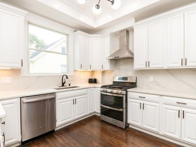 287 Cherry St Floor 2, West Newton, MA, 02465