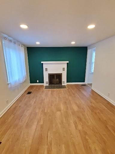 1st image of 2424 Sampson St