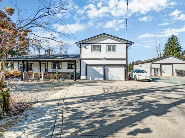 1128 Devon St, Coquitlam, BC V3E 3H8