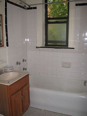 5th image of 343 Fairmount Ave APT 2