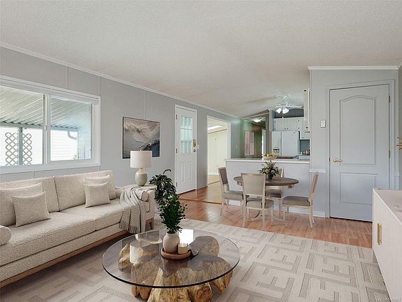3rd image of 7509 Central Saanich Rd #2