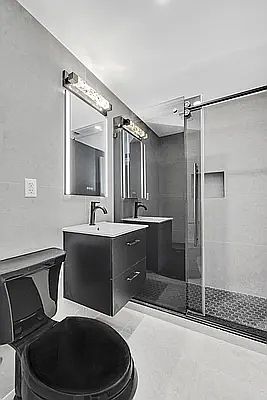 4th image of 18 E 13th St #2A