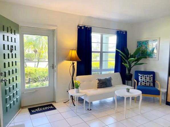 235 Seaview Ct APT A3