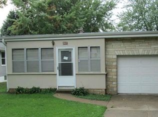3627 Edna St, Bellevue, NE 68147