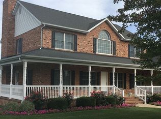 1708 Shadow Rdg, Columbia, IL 62236