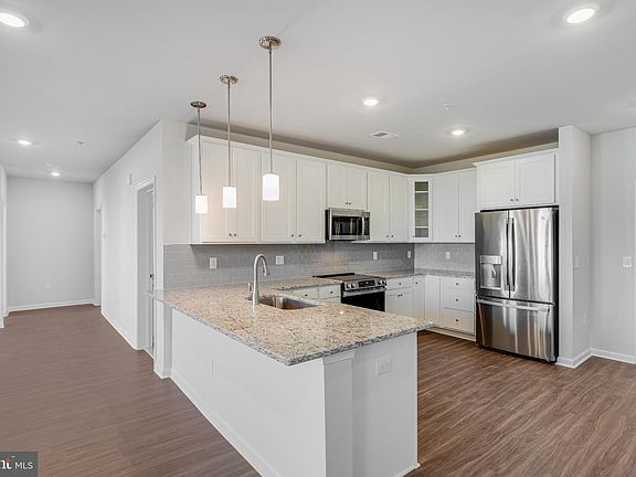 4th image of 4003 Seaside Alder Rd #203