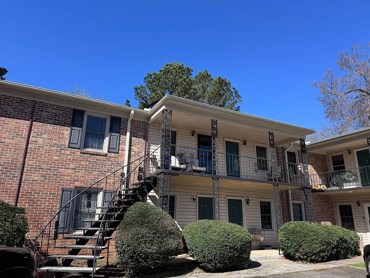 Photo 2 of 15 - 436 Hill St #6 - Athens, GA Building Photo - 436 Hill St #6