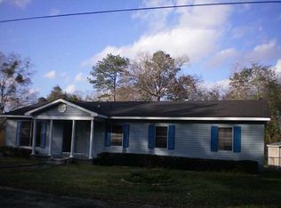 61 Jones St, Satsuma, AL 36572